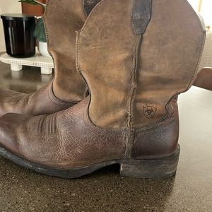Men’s Ariat rambler 9.5
